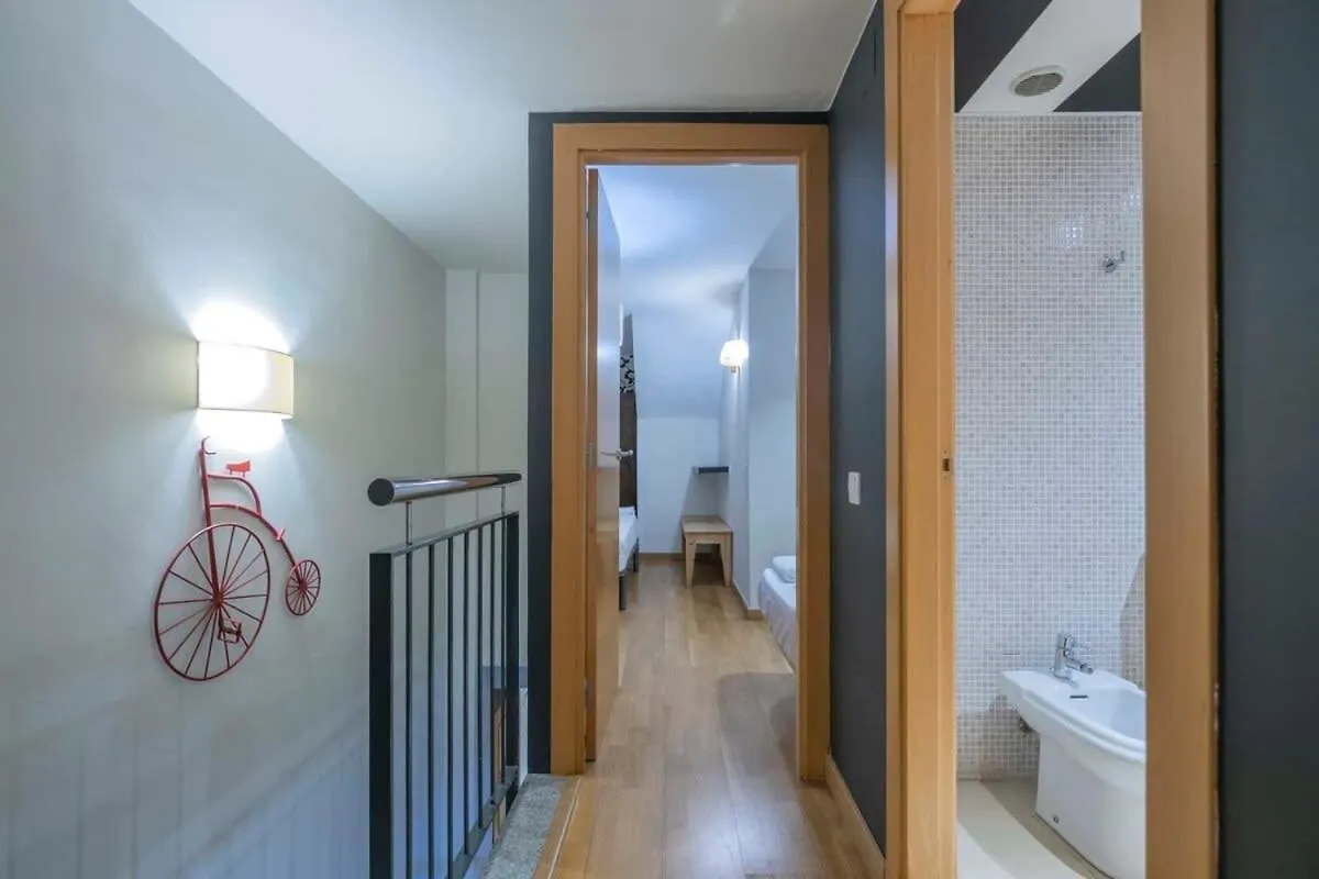 Ferienwohnung Bright And Modern Duplex With Terrace In Eixample District P1 Barcelona