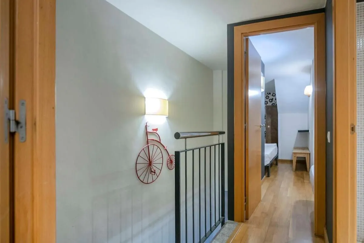 Apartment Ferienwohnung Bright And Modern Duplex With Terrace In Eixample District P1 Barcelona