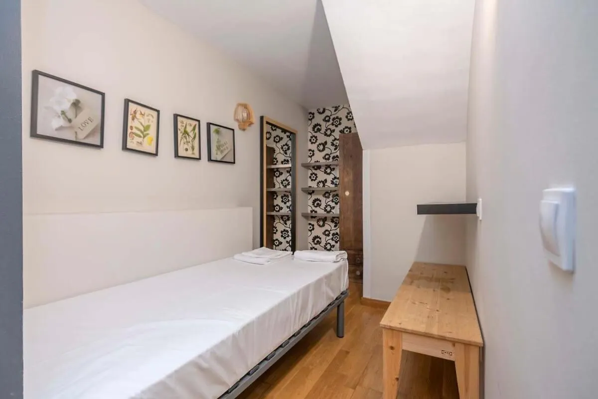 Ferienwohnung Bright And Modern Duplex With Terrace In Eixample District P1 Barcelona 0*,